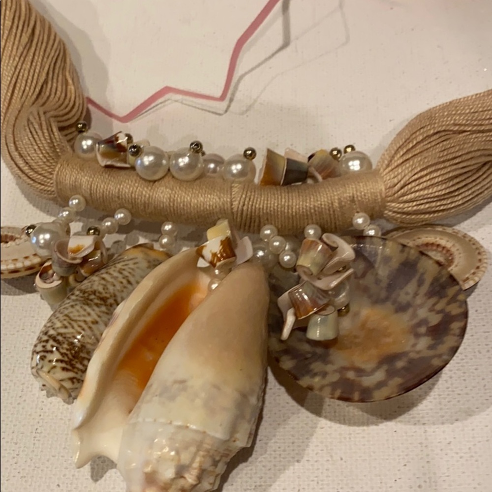 Pearls And Shells!! Perfect For Spring!! Get Ready - image 5